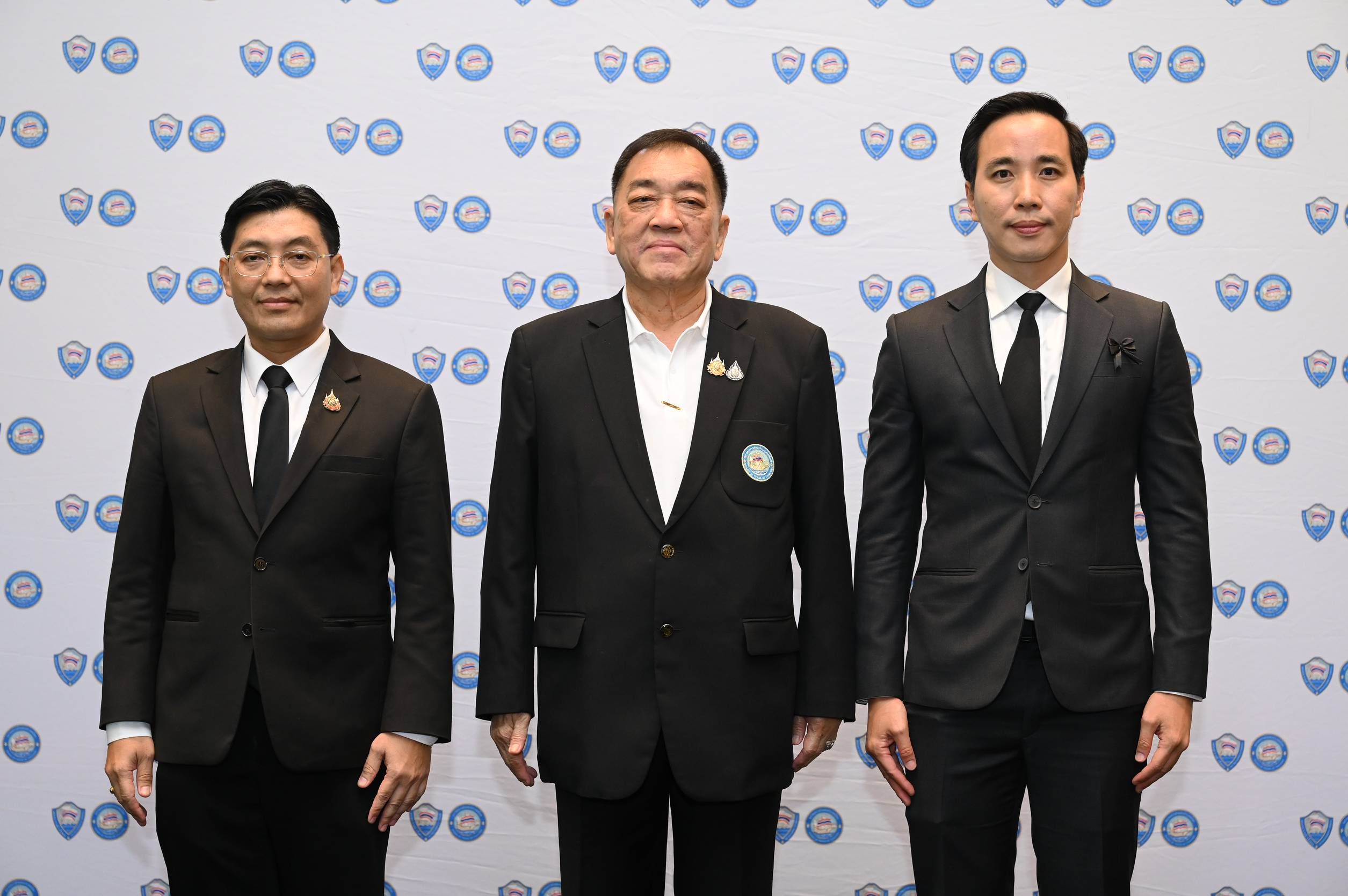 หอการค้าไทยจัดสัมมนาหอการค้าทั่วประเทศ ครั้งที่ 43 ที่จังหวัดสงขลา ระดมเอกชนกว่า 1,200 คน พร้อมยื่นสมุดปกขาวเสนอต่อนายกรัฐมนตรี เพื่อขับเคลื่อนเศรษฐกิจไทยภายใต้แนวคิด Unlocking New Growth สู่การเติบโตอย่างยั่งยืน