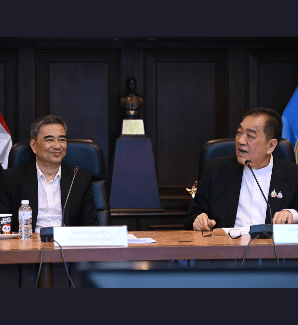 หอการค้าไทยและสภาหอการค้าแห่งประเทศไทยหารือพรรคประชาธิปัตย์ เสนอ 6 วาระแห่งชาติเร่งด่วน เน้นความโปร่งใส ธรรมาภิบาล และการต่อต้านคอร์รัปชัน เพื่อการเติบโตอย่างยั่งยืนของเศรษฐกิจไทย